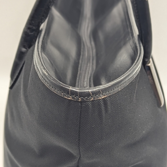 Gucci Black Nylon and Leather Trim Tote Bag - Picture 7 of 16